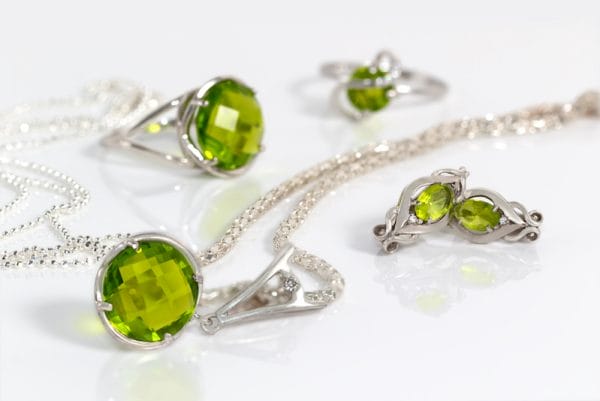 The Benefits of Wearing Leo Birthstone? Ring, Necklace, Bracelet and Others Jewelry