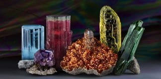 24 Most Useful Crystals For Office Desk – The “How To” Guide