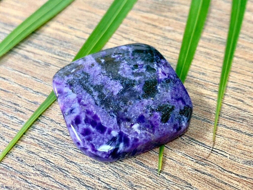 Charoite