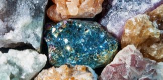 18 Most Useful Crystals For Interdimensional Communication – The “How To” Guide