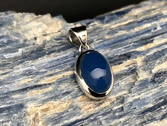 Blue deals onyx necklace