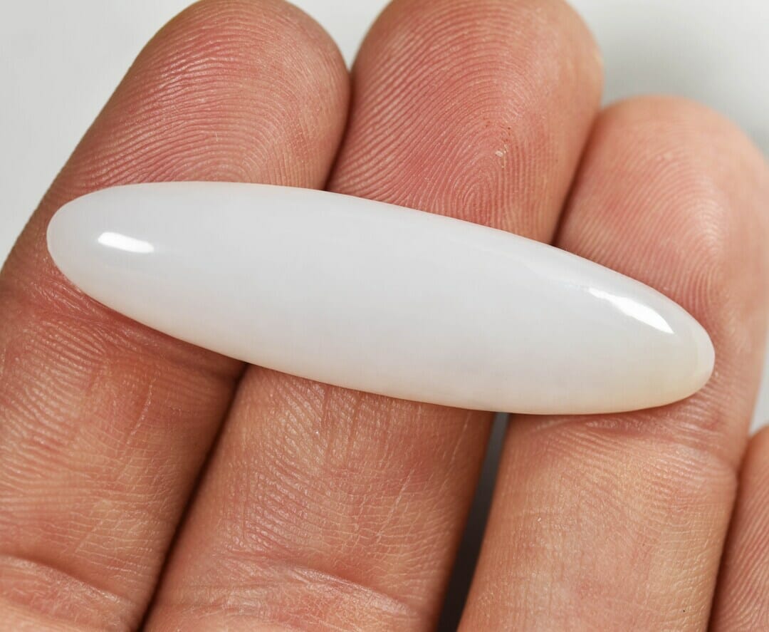 White jade ring on sale meaning