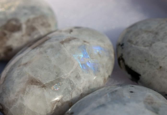 The Moonstone Crystal Meaning