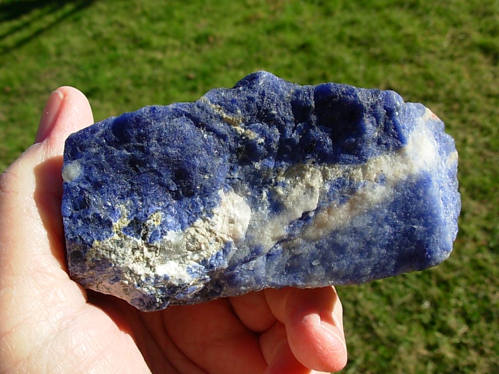 Unlocking the Wonders of Sodalite: Meaning, Uses & Benefits