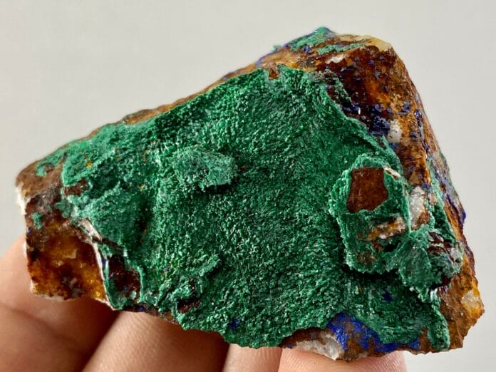 Discover Azurite Powerful Meanings, Uses, and Benefits