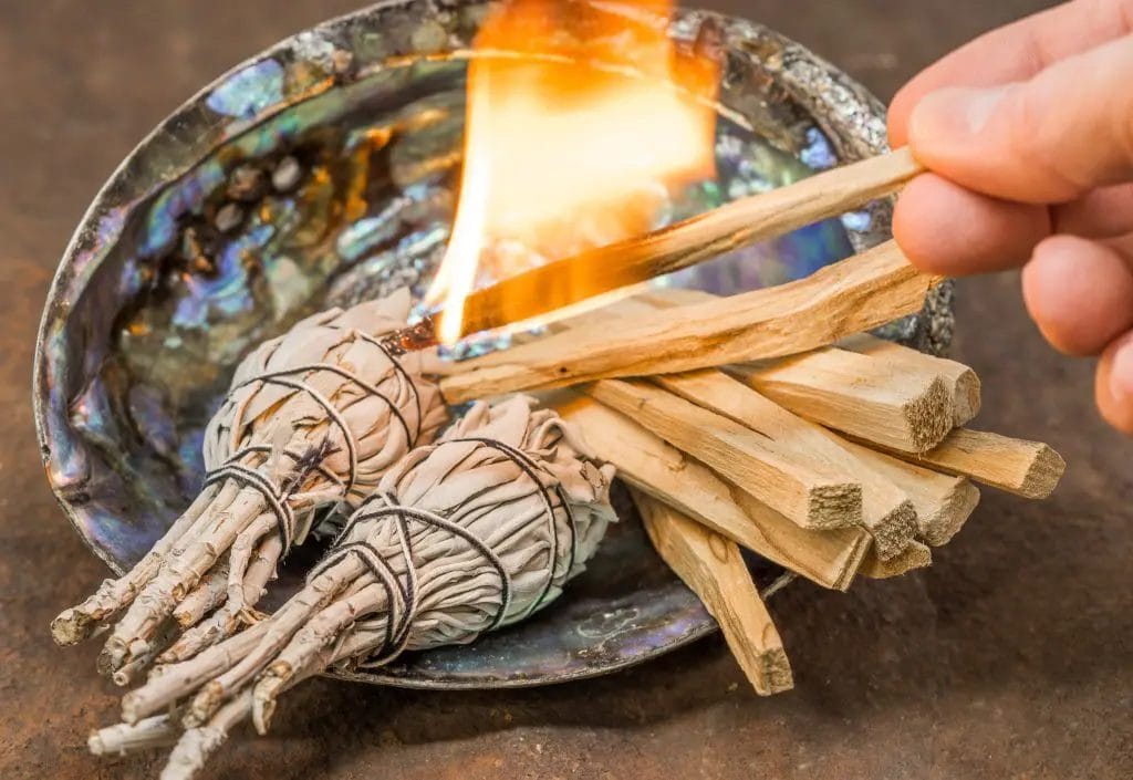 Proper Way To Cleanse Labradorite Crystals
