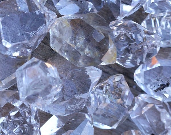 Right Ways To Cleanse Herkimer Diamonds