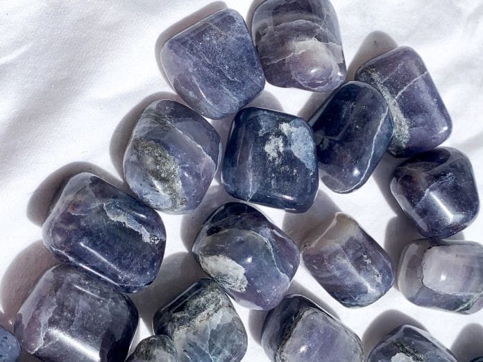Healing Properties Of Iolite Stones