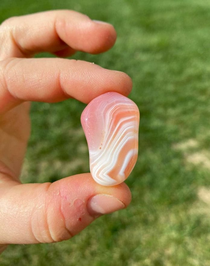 Healing Properties Of Apricot Agate Stones