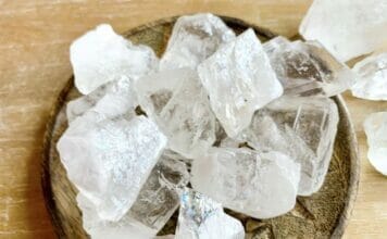 Clear calcite