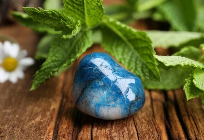 How To Cleanse Shattuckite Stones?