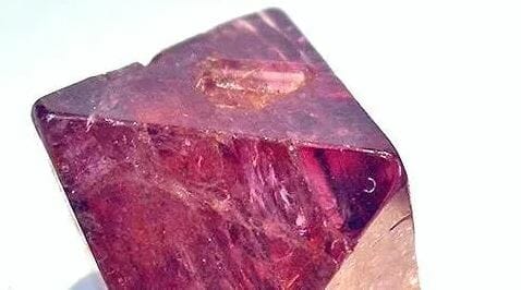 Physical Properties Of Mineral Spinel Crystals