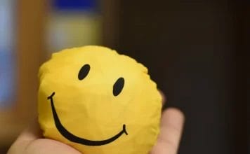 world smile joyful uplifting