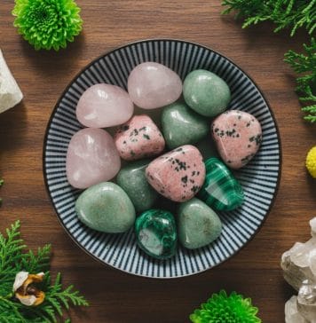 Heart Chakra Healing Crystals